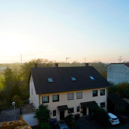 Grosse Ferienwohnung, Apartment In Leimen Wehome Komfort Екстер'єр фото